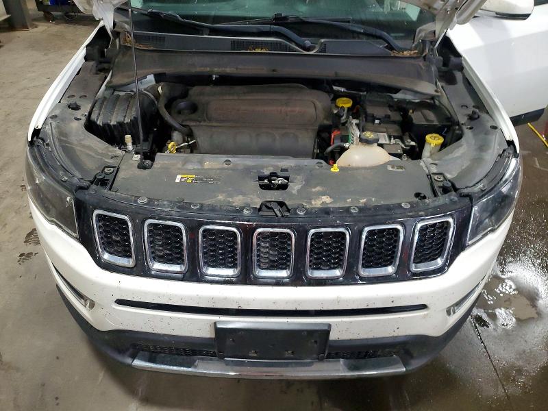 Photo 11 from auction – 2017 JEEP COMPASS with VIN 3C4NJDCB9HT675156
