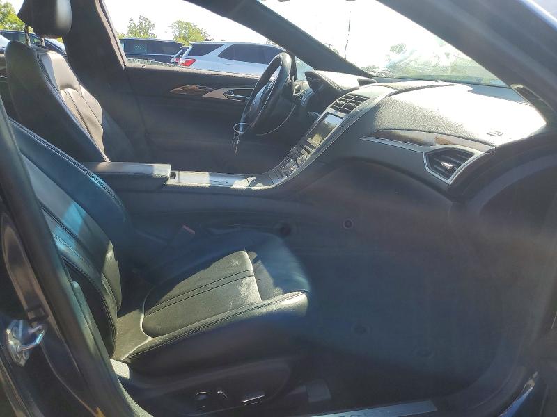Photo 7 from auction – 2017 LINCOLN MKZ with VIN 3LN6L5C93HR649906