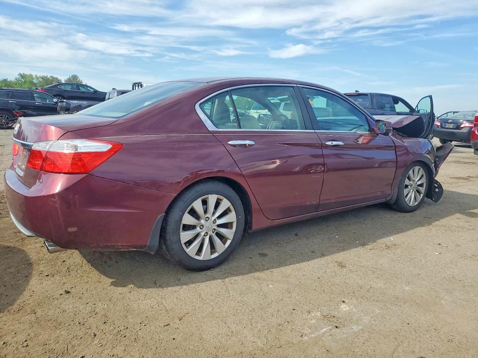 Photo 3 from auction – 2014 HONDA ACCORD with VIN 1HGCR2F71EA224948