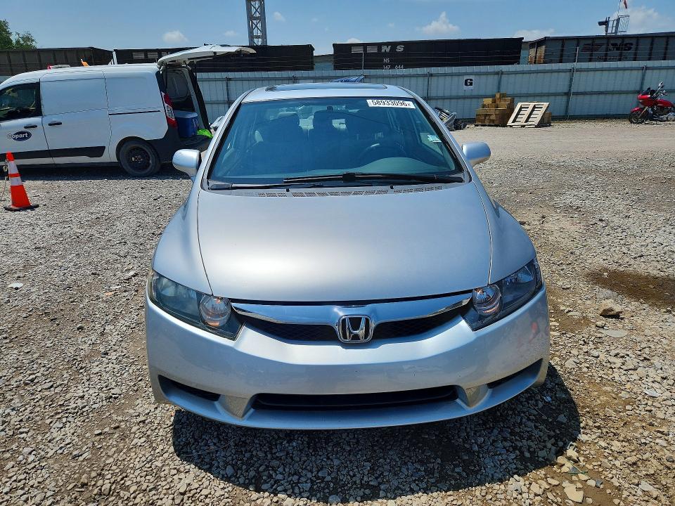 Photo 5 from auction – 2010 HONDA CIVIC with VIN 19XFA1F89AE012988