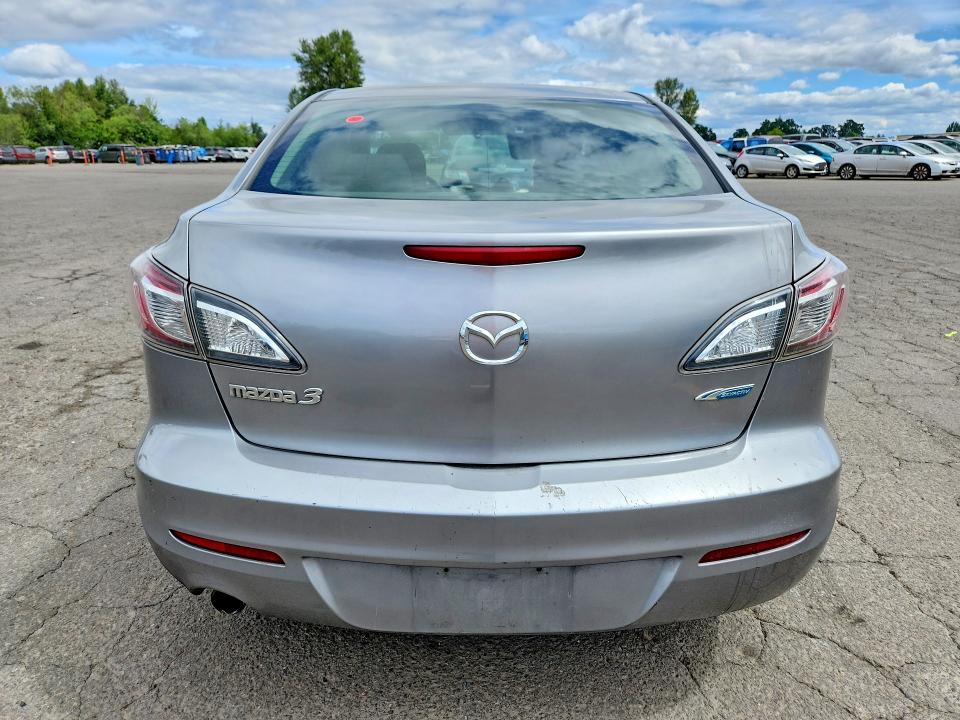 Photo 6 from auction – 2012 MAZDA 3 with VIN JM1BL1V88C1541090