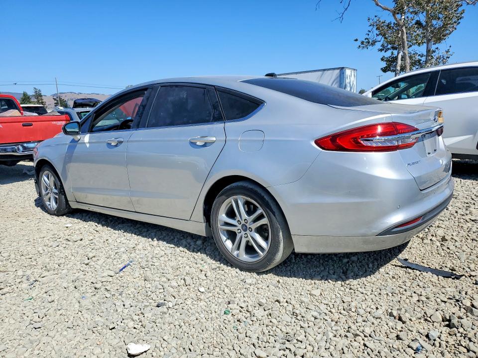 Снимка 2 от търг – 2018 FORD FUSION с VIN 3FA6P0LU0JR242668