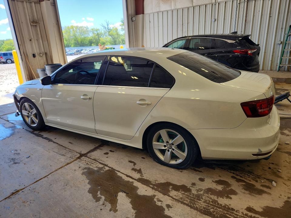 Photo 2 from auction – 2017 VOLKSWAGEN JETTA with VIN 3VW167AJ8HM254693