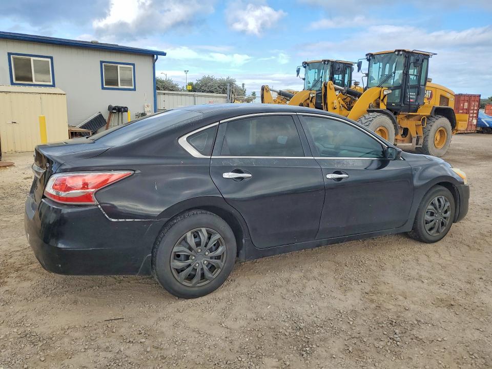 Photo 3 from auction – 2014 NISSAN ALTIMA with VIN 1N4AL3AP0EN205097