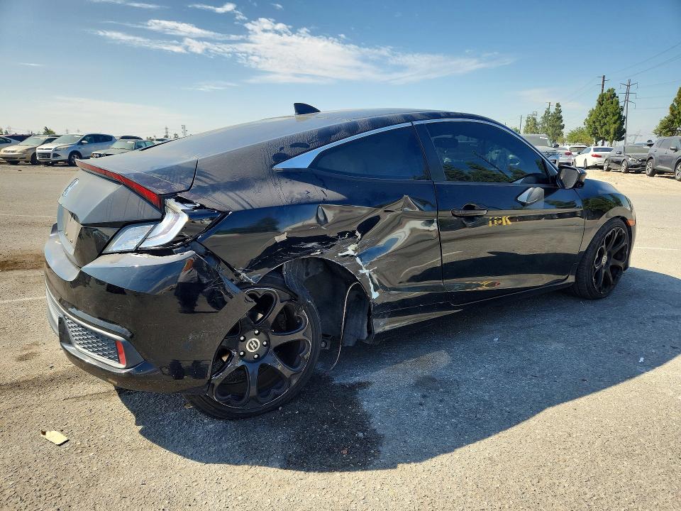 Photo 3 from auction – 2018 HONDA CIVIC with VIN 2HGFC3B72JH357854