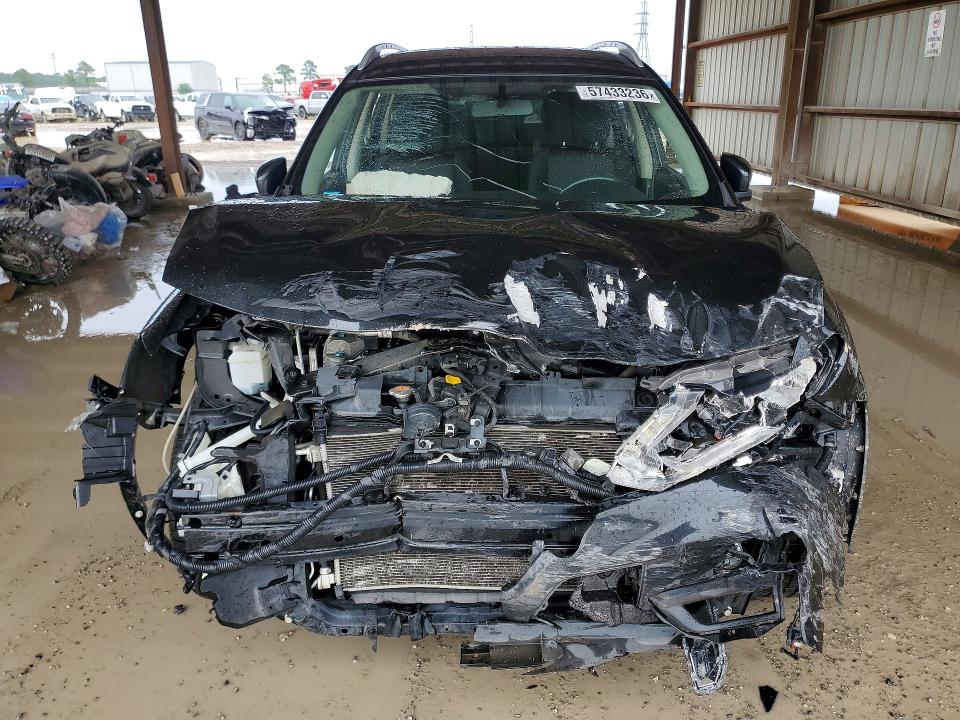 Photo 5 from auction – 2017 NISSAN ROGUE with VIN KNMAT2MT2HP619469