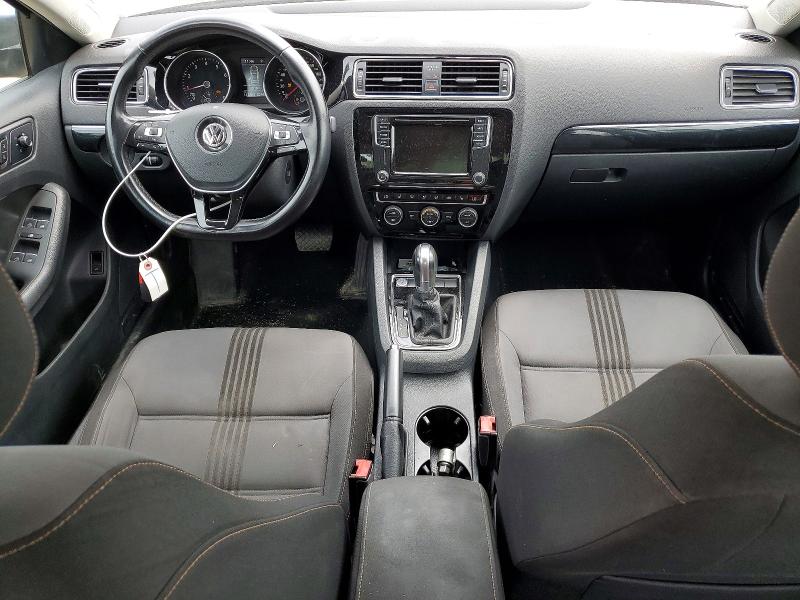 Photo 8 from auction – 2017 VOLKSWAGEN JETTA with VIN 3VWDB7AJ0HM211569