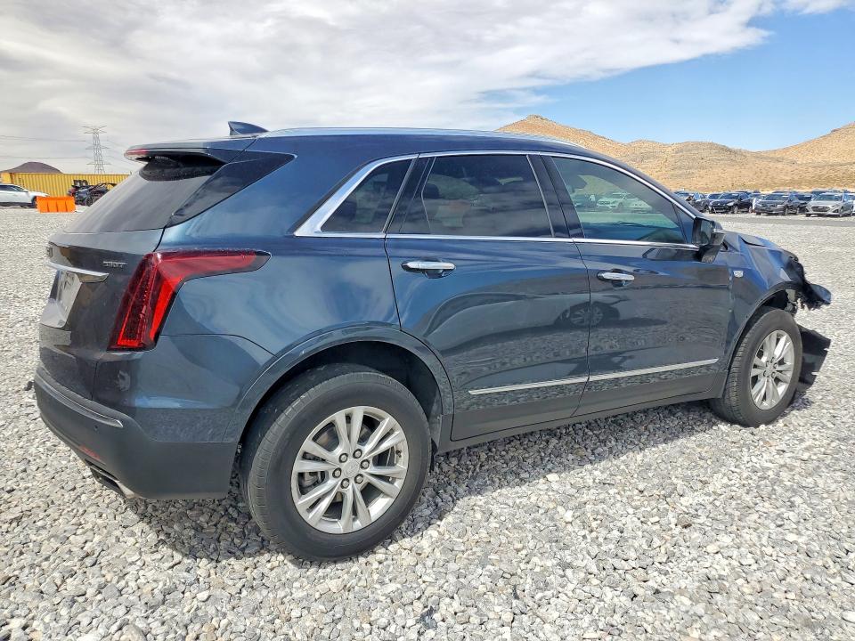Photo 3 from auction – 2021 CADILLAC XT5 with VIN 1GYKNAR45MZ109507