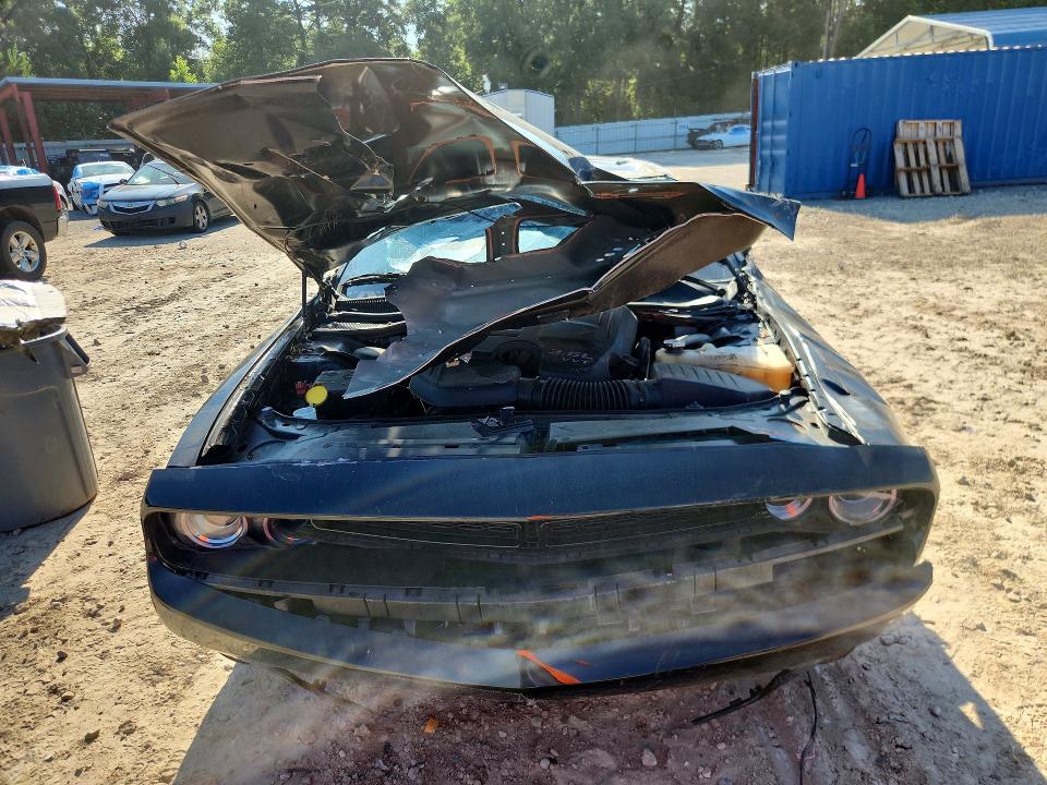 Photo 5 from auction – 2023 DODGE CHALLENGER with VIN 2C3CDZAGXPH553914