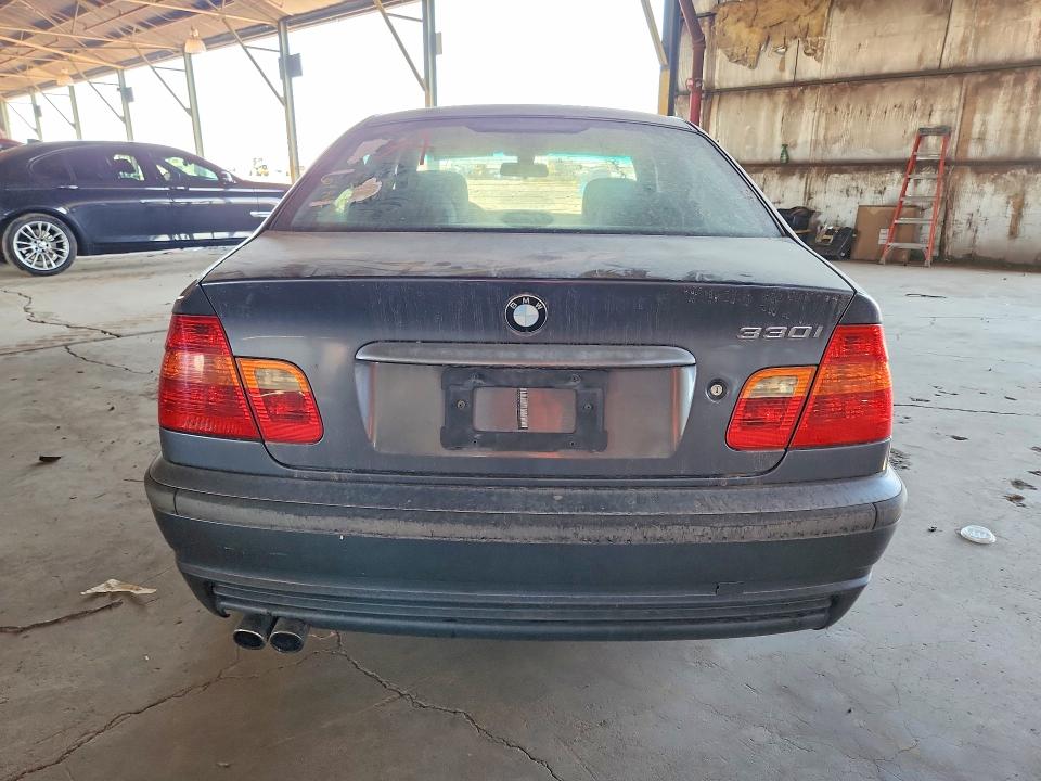 Photo 6 from auction – 2002 BMW 330 with VIN WBAEV53402KM17707