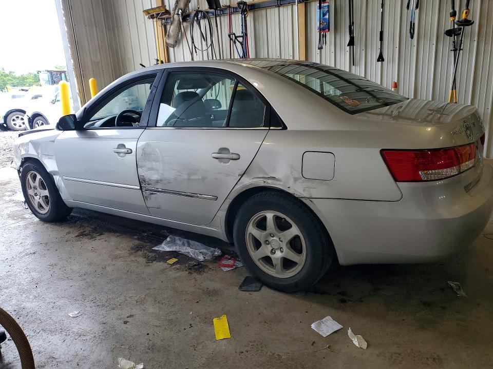 Photo 2 from auction – 2006 HYUNDAI SONATA with VIN 5NPEU46CX6H167626