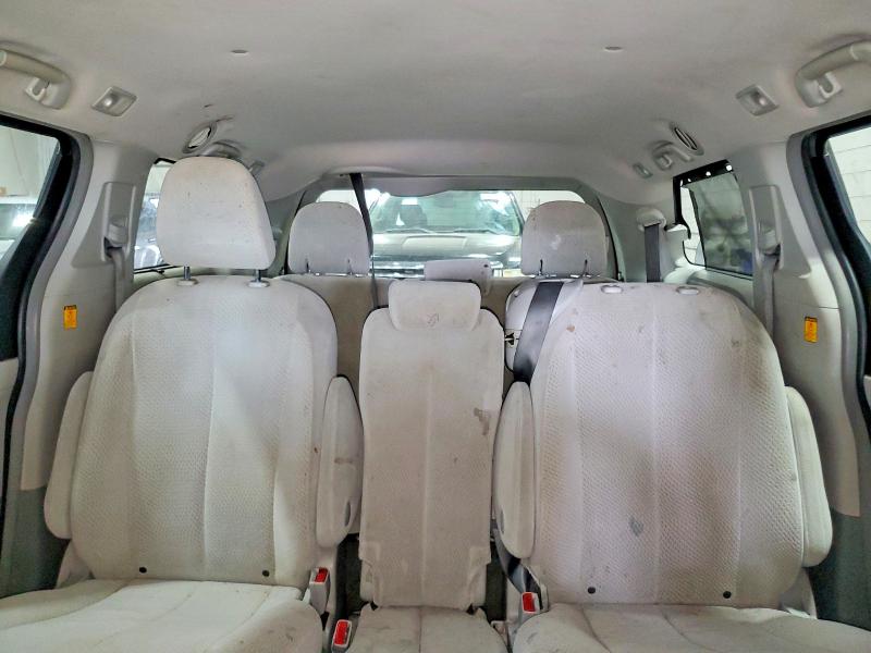 Photo 10 from auction – 2012 TOYOTA SIENNA with VIN 5TDKK3DC2CS192953