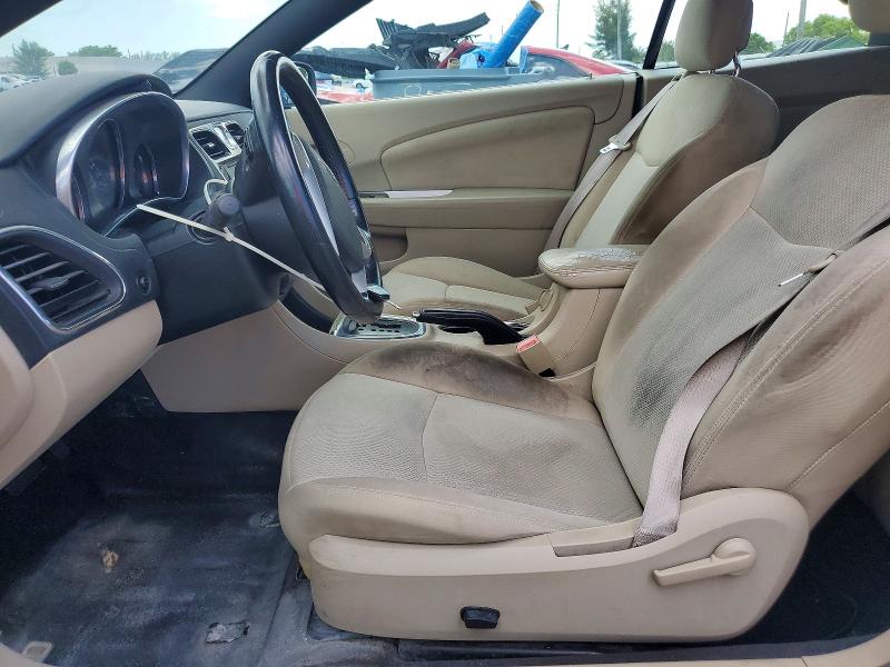 Photo 7 from auction – 2012 CHRYSLER 200 with VIN 1C3BCBEB8CN254122