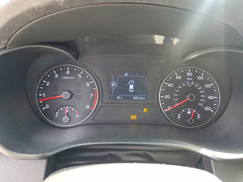 Photo 9 from auction – 2016 KIA OPTIMA with VIN KNAGT4L35G5112578