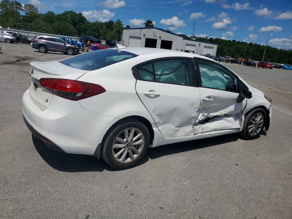 Photo 3 from auction – 2017 KIA FORTE with VIN 3KPFL4A78HE032816