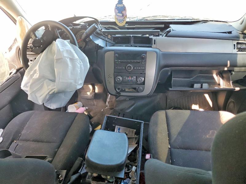 Photo 8 from auction – 2014 CHEVROLET TAHOE with VIN 1GNLC2E01ER221920
