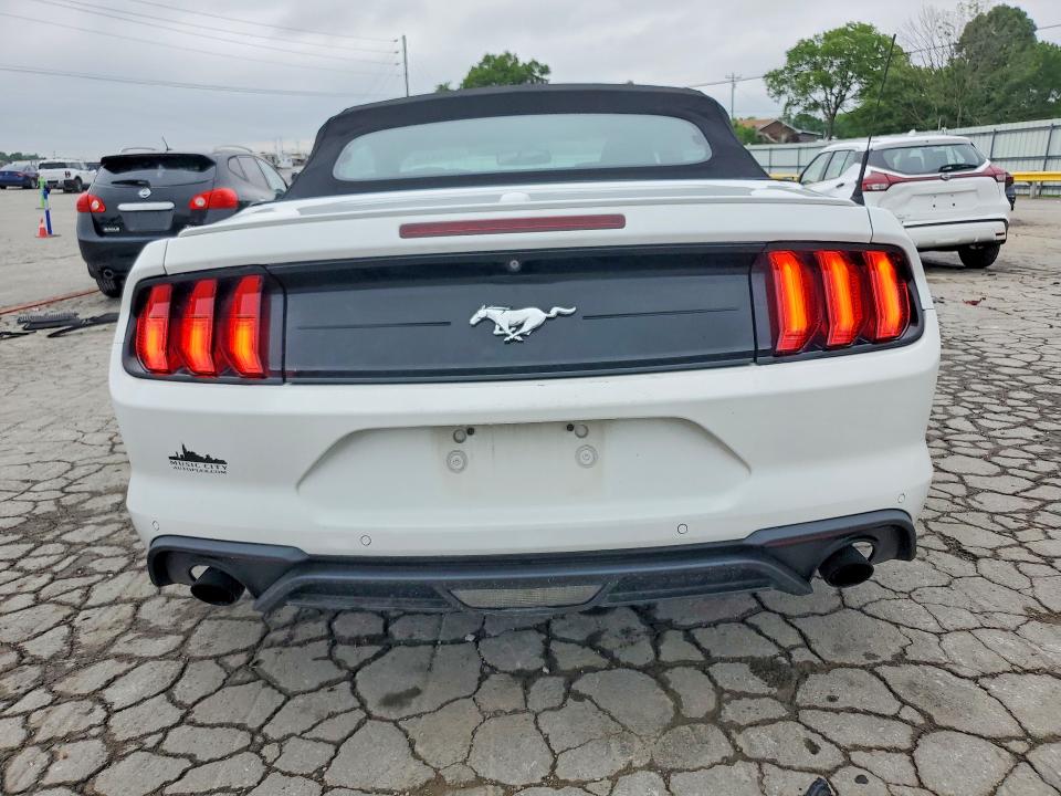 Photo 6 from auction – 2018 FORD MUSTANG with VIN 1FATP8UH6J5111766
