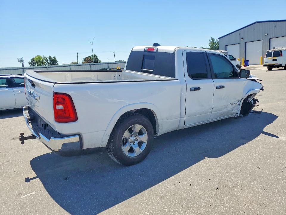 Photo 3 from auction – 2025 RAM 1500 with VIN 1C6RREBG2SN557221