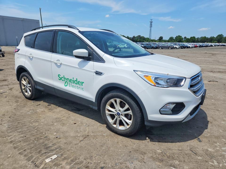Photo 4 from auction – 2018 FORD ESCAPE with VIN 1FMCU0GD4JUC17177