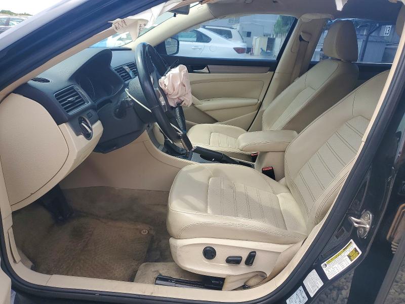 Photo 7 from auction – 2015 VOLKSWAGEN PASSAT with VIN 1VWBS7A30FC030477