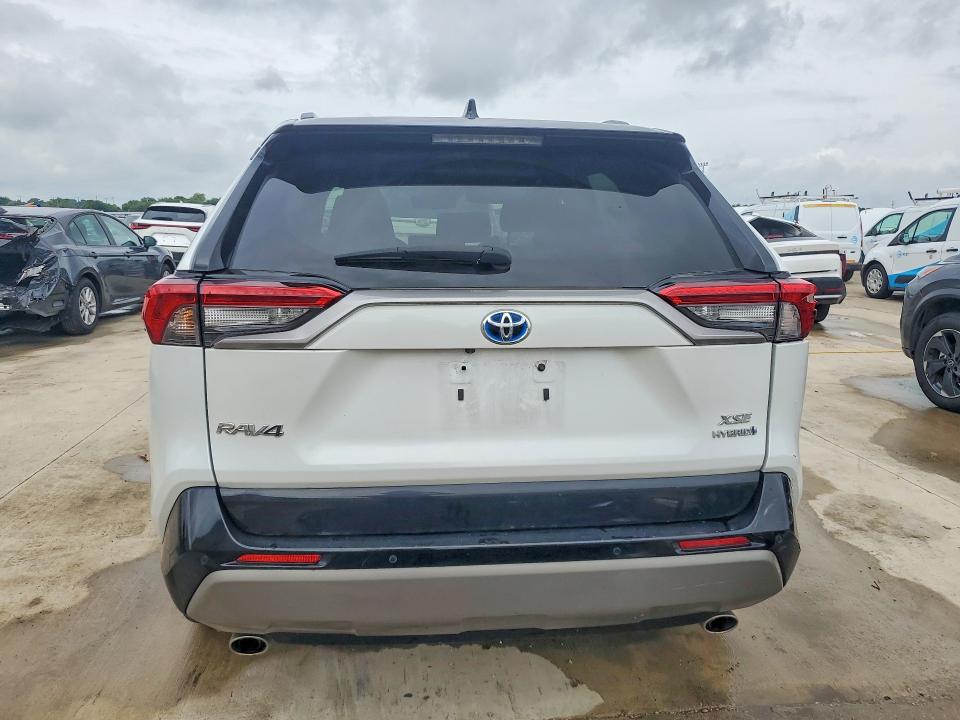 Photo 6 from auction – 2024 TOYOTA RAV4 with VIN 4T3E6RFV8RU148028