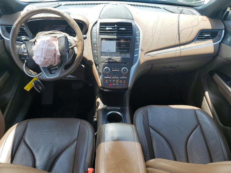 Photo 8 from auction – 2017 LINCOLN MKC with VIN 5LMCJ3C98HUL12005