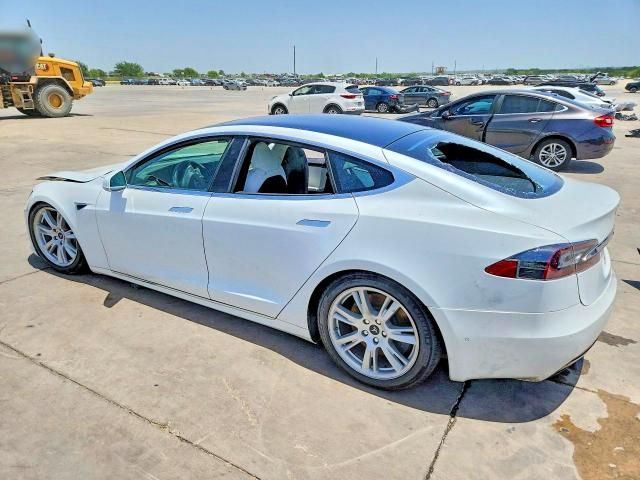 Photo 2 from auction – 2020 TESLA MODEL S with VIN 5YJSA1E27LF411326