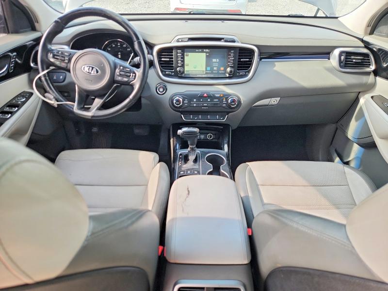 Photo 8 from auction – 2016 KIA SORENTO with VIN 5XYPKDA56GG103079