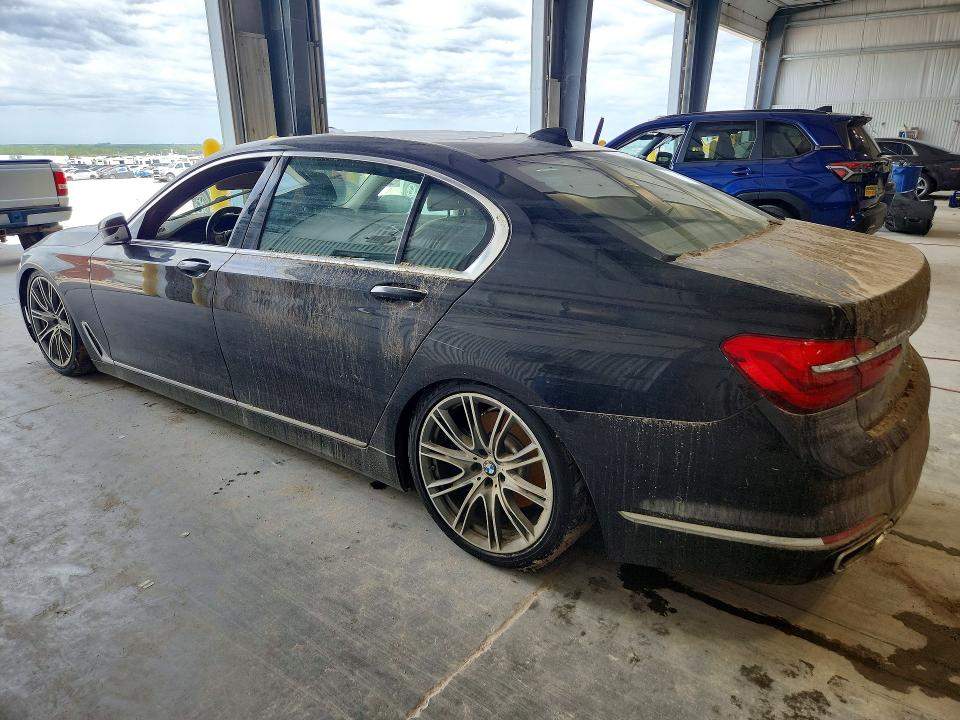 Photo 2 from auction – 2016 BMW 750 with VIN WBA7F2C51GG419523
