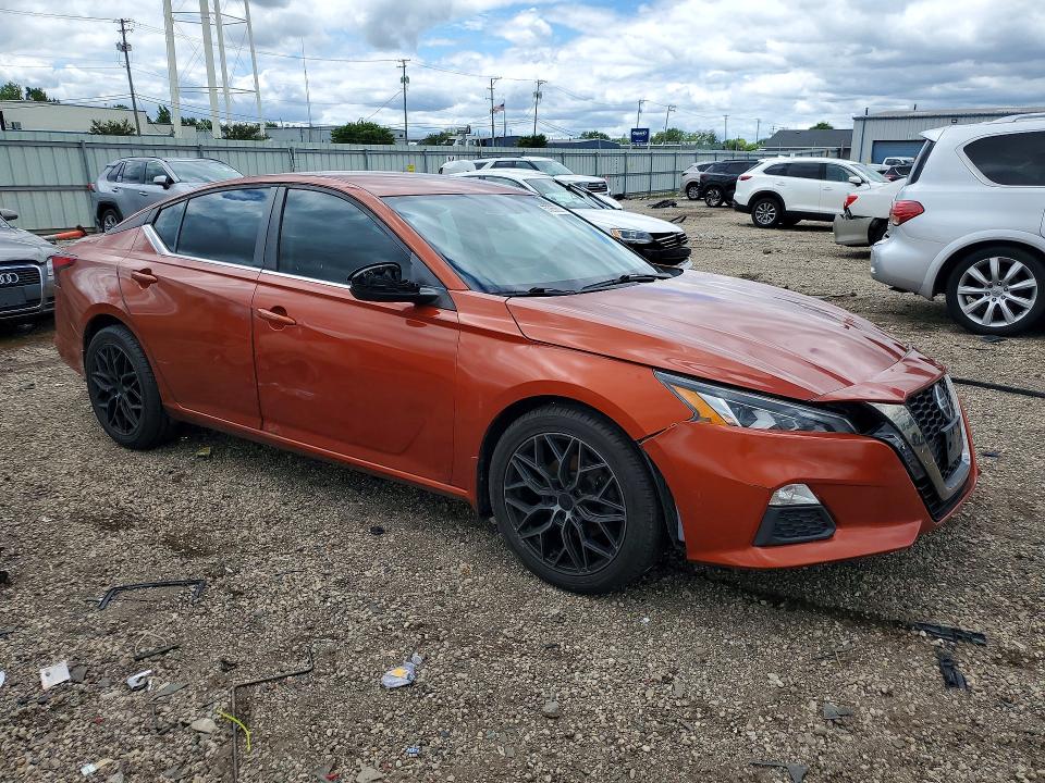 Photo 4 from auction – 2019 NISSAN ALTIMA with VIN 1N4BL4CV9KC111698