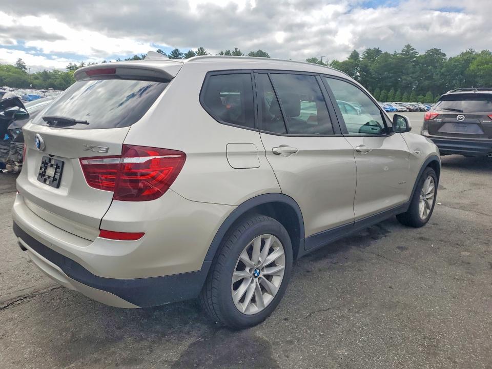 Foto 3 de la subasta – 2016 BMW X3 con VIN 5UXWX9C59G0D67220