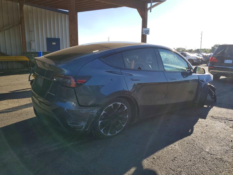 Photo 3 from auction – 2023 TESLA MODEL Y with VIN 7SAYGDEE8PF783884