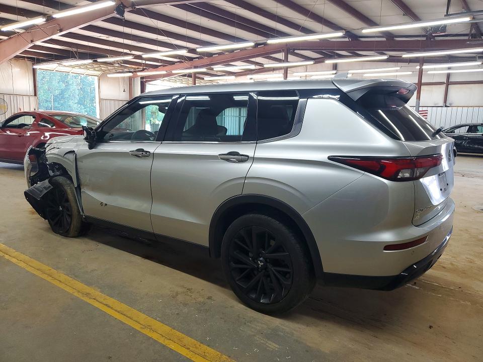 Photo 2 from auction – 2022 MITSUBISHI OUTLANDER with VIN JA4J3UA84NZ078026