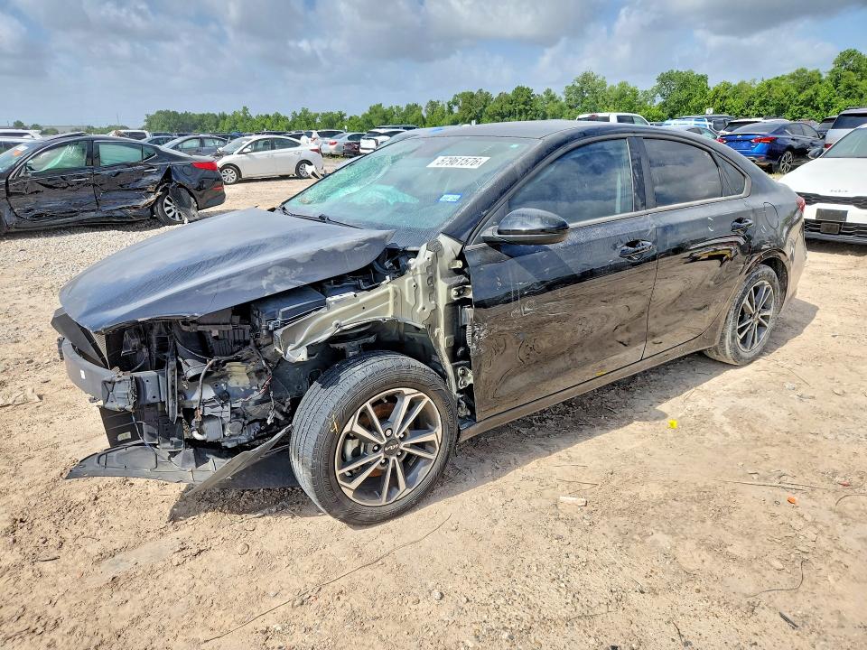 KIA FORTE 2022 with VIN 3KPF24ADXNE433112 - Photo from auction