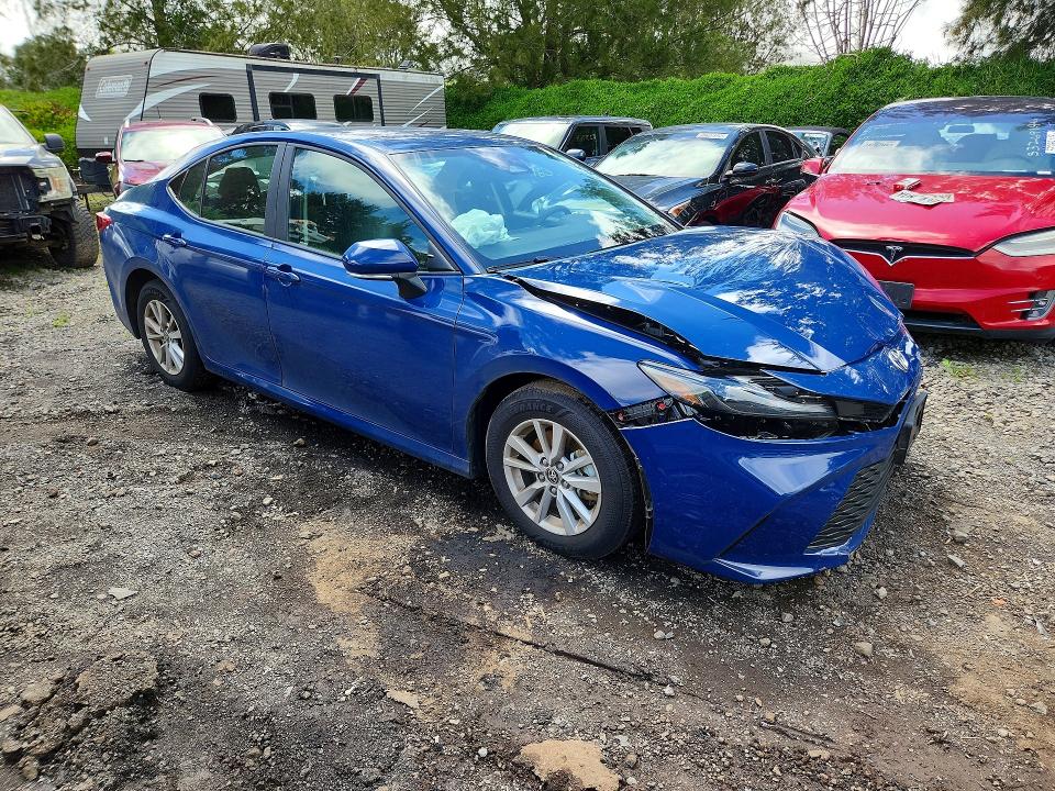 Zdjęcie 4 z aukcji – 2025 TOYOTA CAMRY z VIN 4T1DAACK2SU195043