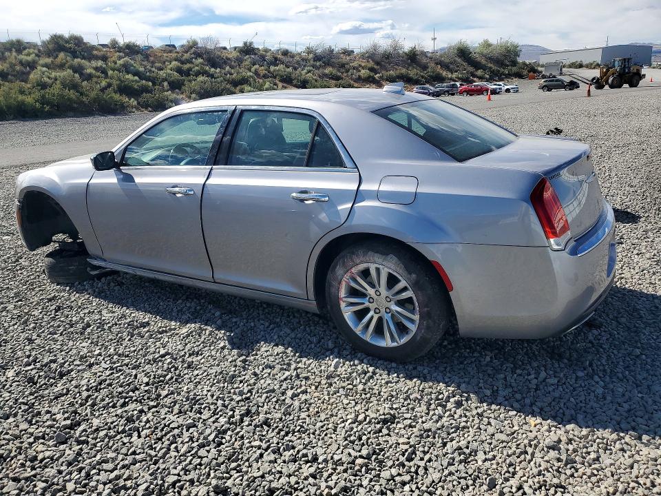 Photo 2 from auction – 2016 CHRYSLER 300C with VIN 2C3CCAEG0GH128183