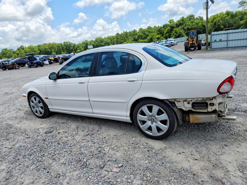 Photo 2 from auction – 2004 JAGUAR X-TYPE with VIN SAJEA51C84WD77899