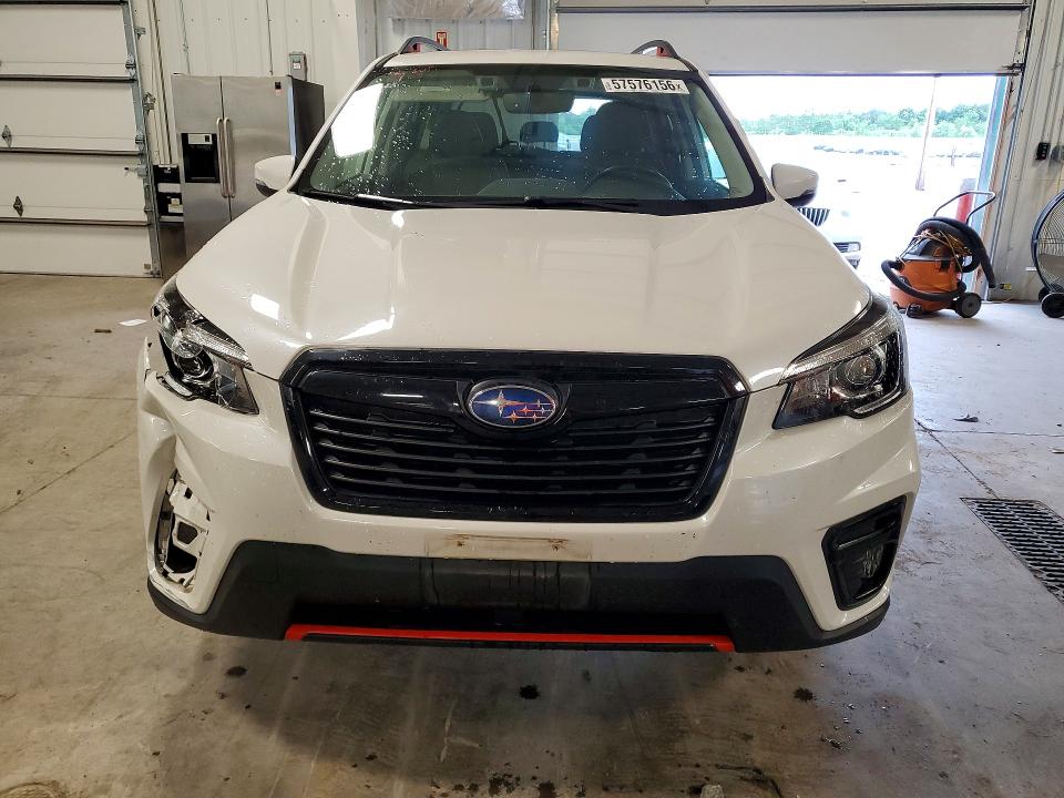 Photo 5 from auction – 2019 SUBARU FORESTER with VIN JF2SKAKC5KH565804