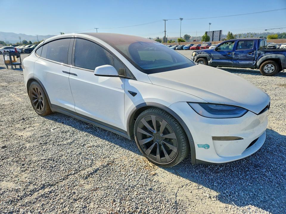 Photo 4 from auction – 2022 TESLA MODEL X with VIN 7SAXCDE59NF339045