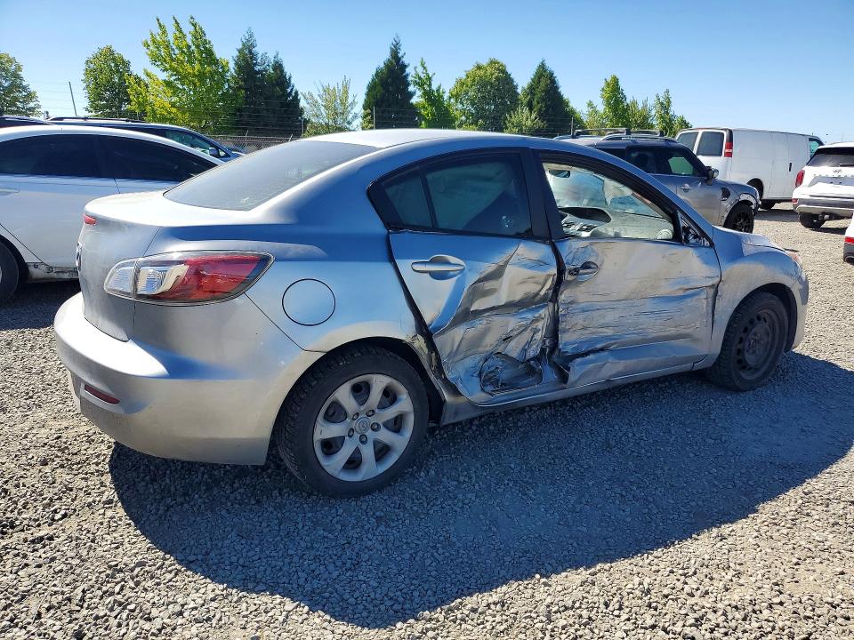 Photo 3 from auction – 2013 MAZDA 3 with VIN JM1BL1TG7D1763776