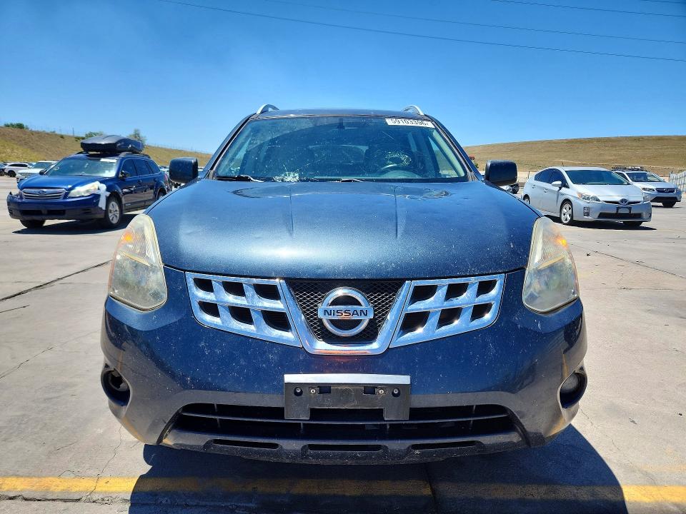 Photo 5 from auction – 2013 NISSAN ROGUE with VIN JN8AS5MV8DW613153