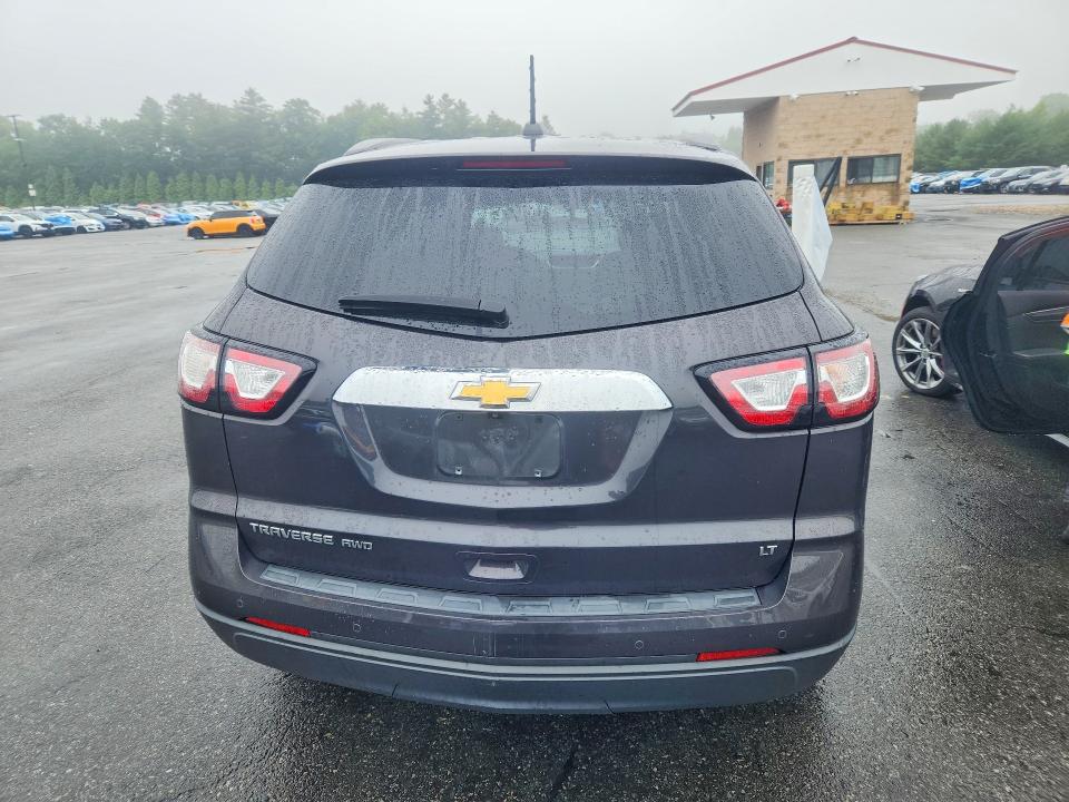 Photo 6 from auction – 2017 CHEVROLET TRAVERSE with VIN 1GNKVGKD7HJ333893