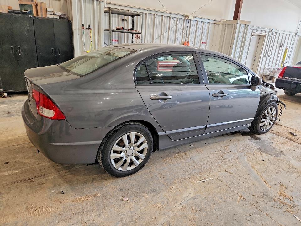 Photo 3 from auction – 2011 HONDA CIVIC with VIN 19XFA1F54BE048966