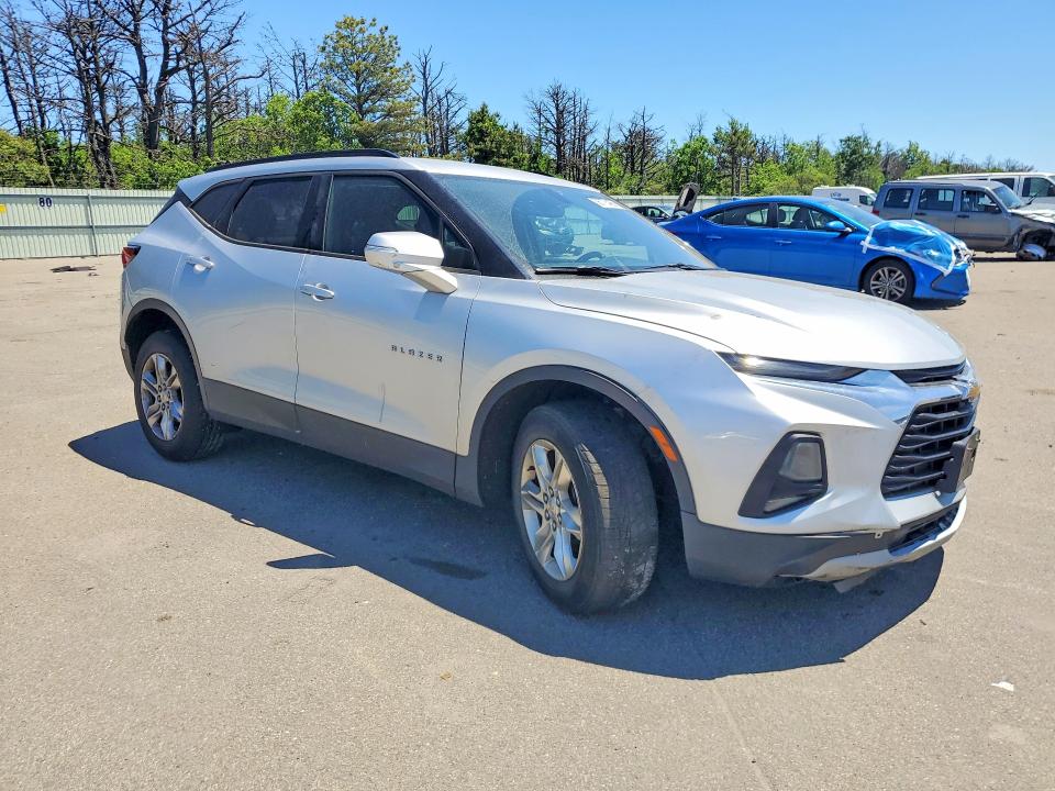 Photo 4 from auction – 2020 CHEVROLET BLAZER with VIN 3GNKBHRS1LS604778