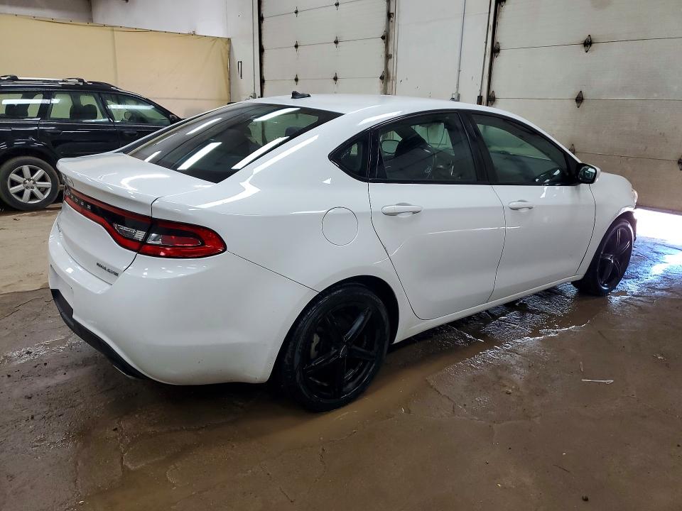 Photo 3 from auction – 2015 DODGE DART with VIN 1C3CDFBBXFD201252