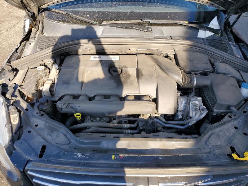 Photo 12 from auction – 2015 VOLVO XC60 with VIN YV4902RK3F2660261