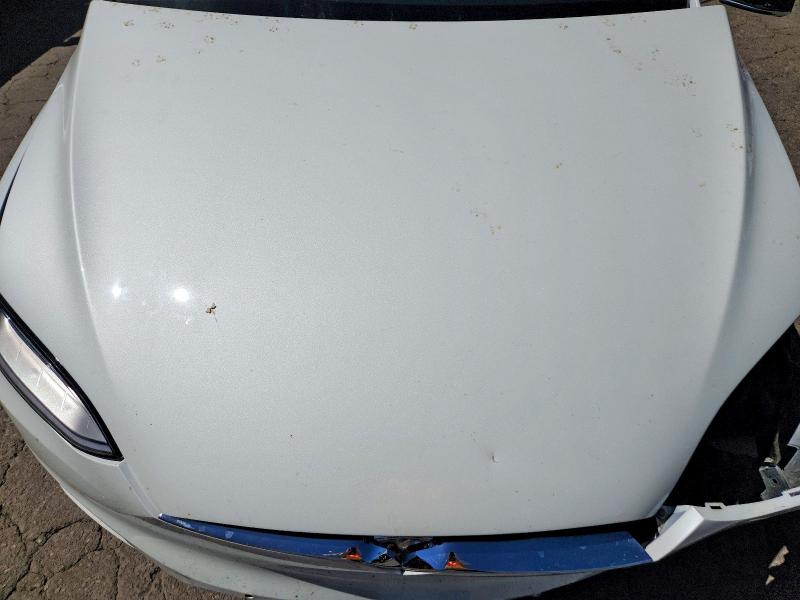 Photo 11 from auction – 2020 TESLA MODEL X with VIN 5YJXCDE20LF234006