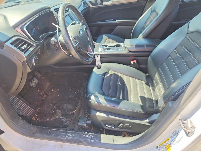 Photo 7 from auction – 2017 FORD FUSION with VIN 3FA6P0LU9HR382213