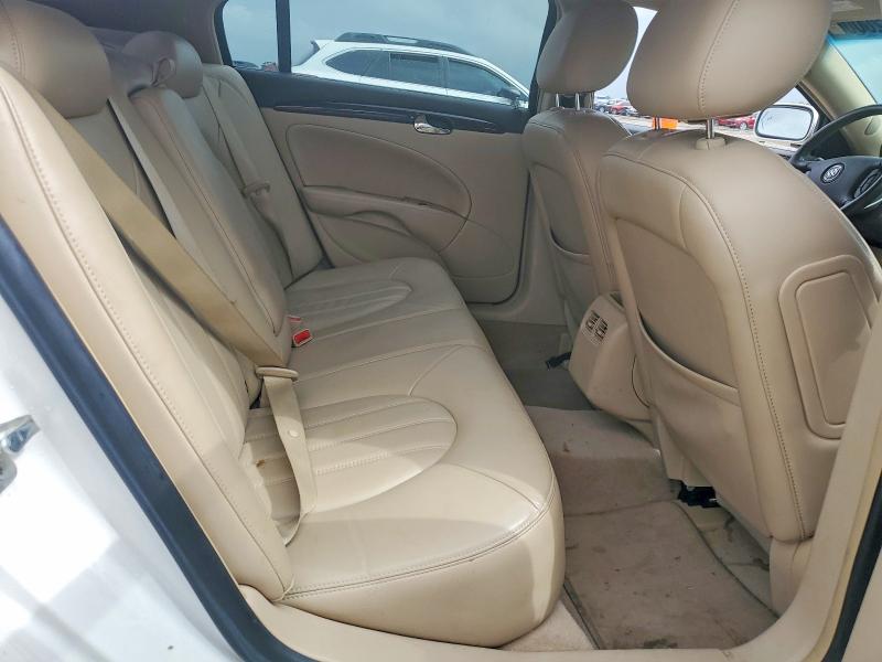 صورة رقم 10 من المزاد - 2010 BUICK LUCERNE مع VIN 1G4HE5EM3AU103917