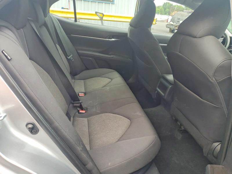 Photo 10 from auction – 2022 TOYOTA CAMRY with VIN 4T1C31AK9NU596179